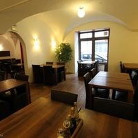 Ресторан (кафе) в центре города в Словении, Любляна, 140 кв.м.