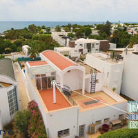 Villa in the city center, at the first line of the sea / lake in Portugal, Albufeira, 420 sq.m.