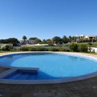Villa in the city center, at the first line of the sea / lake in Portugal, Albufeira, 910 sq.m.