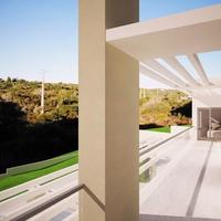 Villa in the suburbs in Portugal, Lisbon, Cascais, 300 sq.m.