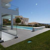 House at the second line of the sea / lake, in the suburbs in Portugal, Algarve, Albufeira, 350 sq.m.