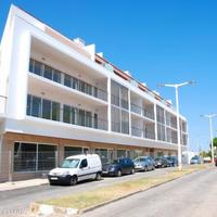 Apartment at the second line of the sea / lake, in the city center in Portugal, Albufeira, 98 sq.m.