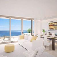 Apartment at the first line of the sea / lake in Portugal, Albufeira, 175 sq.m.