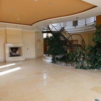 Вилла в центре города в Португалии, Албуфейра, 671 кв.м.