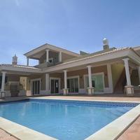 Вилла в пригороде в Португалии, Алгарви, Албуфейра, 484 кв.м.