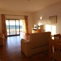 Apartment at the second line of the sea / lake in Portugal, Albufeira, 113 sq.m.