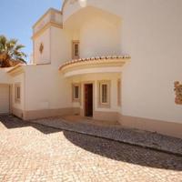 Вилла в пригороде в Португалии, Албуфейра, 297 кв.м.