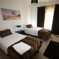 Вилла на второй линии моря/озера в Португалии, Албуфейра, 181 кв.м.