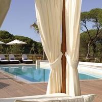 Villa at the first line of the sea / lake in Portugal, Cascais, 486 sq.m.