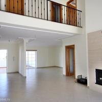 Вилла в центре города в Португалии, Албуфейра, 225 кв.м.