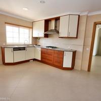 Вилла в центре города в Португалии, Албуфейра, 225 кв.м.