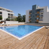 Flat at the second line of the sea / lake, in the city center in Portugal, Albufeira, 128 sq.m.