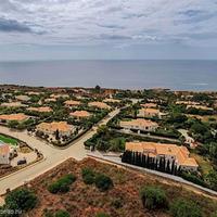 Вилла на второй линии моря/озера в Португалии, Кашкайш, 367 кв.м.