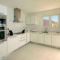 Вилла на первой линии моря/озера в Португалии, Кашкайш, 135 кв.м.