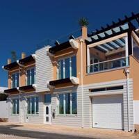 Вилла на первой линии моря/озера в Португалии, Кашкайш, 135 кв.м.