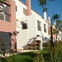Apartment in the suburbs in Portugal, Albufeira, 169 sq.m.