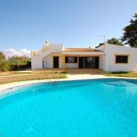 Вилла в пригороде в Португалии, Кашкайш, 168 кв.м.