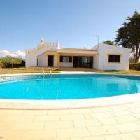 Вилла в пригороде в Португалии, Кашкайш, 168 кв.м.