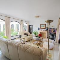 Вилла в Португалии, Кашкайш, 305 кв.м.