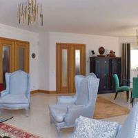 Villa in the suburbs in Portugal, Cascais, 187 sq.m.