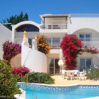 Villa at the second line of the sea / lake in Portugal, Cascais, 259 sq.m.