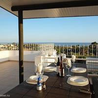 Villa at the second line of the sea / lake in Portugal, Cascais, 259 sq.m.