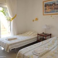 Villa at the second line of the sea / lake in Portugal, Cascais, 259 sq.m.