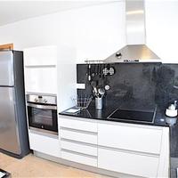 Вилла на второй линии моря/озера в Португалии, Албуфейра, 183 кв.м.