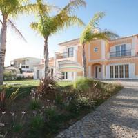 Вилла в пригороде в Португалии, Албуфейра, 500 кв.м.