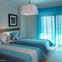 Apartment at the second line of the sea / lake, in the city center in Portugal, Albufeira, 297 sq.m.