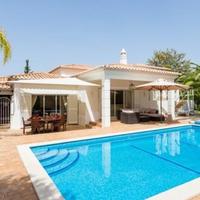 Вилла в пригороде в Португалии, Кашкайш, 196 кв.м.