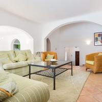 Вилла в пригороде в Португалии, Кашкайш, 196 кв.м.