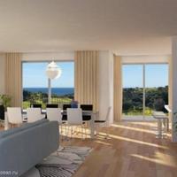 Villa at the first line of the sea / lake in Portugal, Albufeira, 250 sq.m.