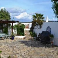 House in the suburbs in Portugal, Albufeira, 503 sq.m.