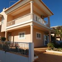 Villa in Portugal, Cascais, 330 sq.m.