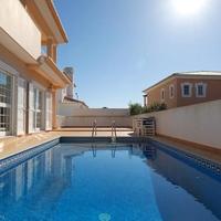 Villa in Portugal, Cascais, 330 sq.m.