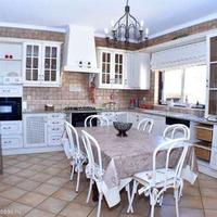 Villa in the city center in Portugal, Albufeira, 298 sq.m.