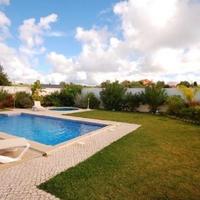 Villa in the suburbs in Portugal, Cascais, 280 sq.m.