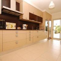 Villa in the suburbs in Portugal, Cascais, 280 sq.m.