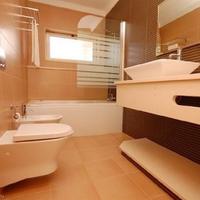 Villa in the suburbs in Portugal, Cascais, 280 sq.m.