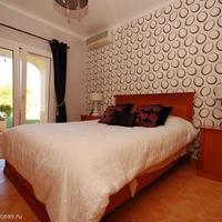 Вилла в центре города в Португалии, Алгарви, Албуфейра, 110 кв.м.