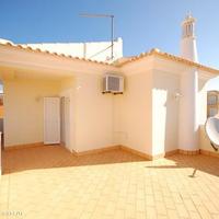 Вилла в центре города в Португалии, Алгарви, Албуфейра, 110 кв.м.