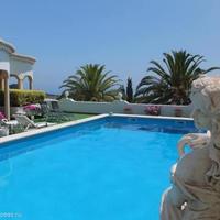 Villa at the second line of the sea / lake in Portugal, Cascais, 509 sq.m.