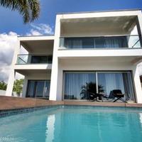 Villa in the suburbs in Portugal, Albufeira, 512 sq.m.