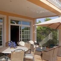 Villa in the suburbs in Portugal, Cascais, 510 sq.m.