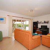 Villa in the suburbs in Portugal, Cascais, 225 sq.m.