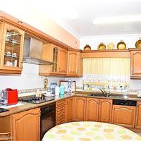 Villa in the city center in Portugal, Cascais, 220 sq.m.