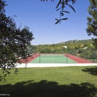 Villa in the suburbs in Portugal, Cascais, 643 sq.m.