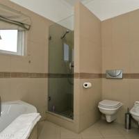 Villa in the suburbs in Portugal, Cascais, 643 sq.m.