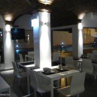 Bungalow at the second line of the sea / lake, in the city center in Portugal, Cascais